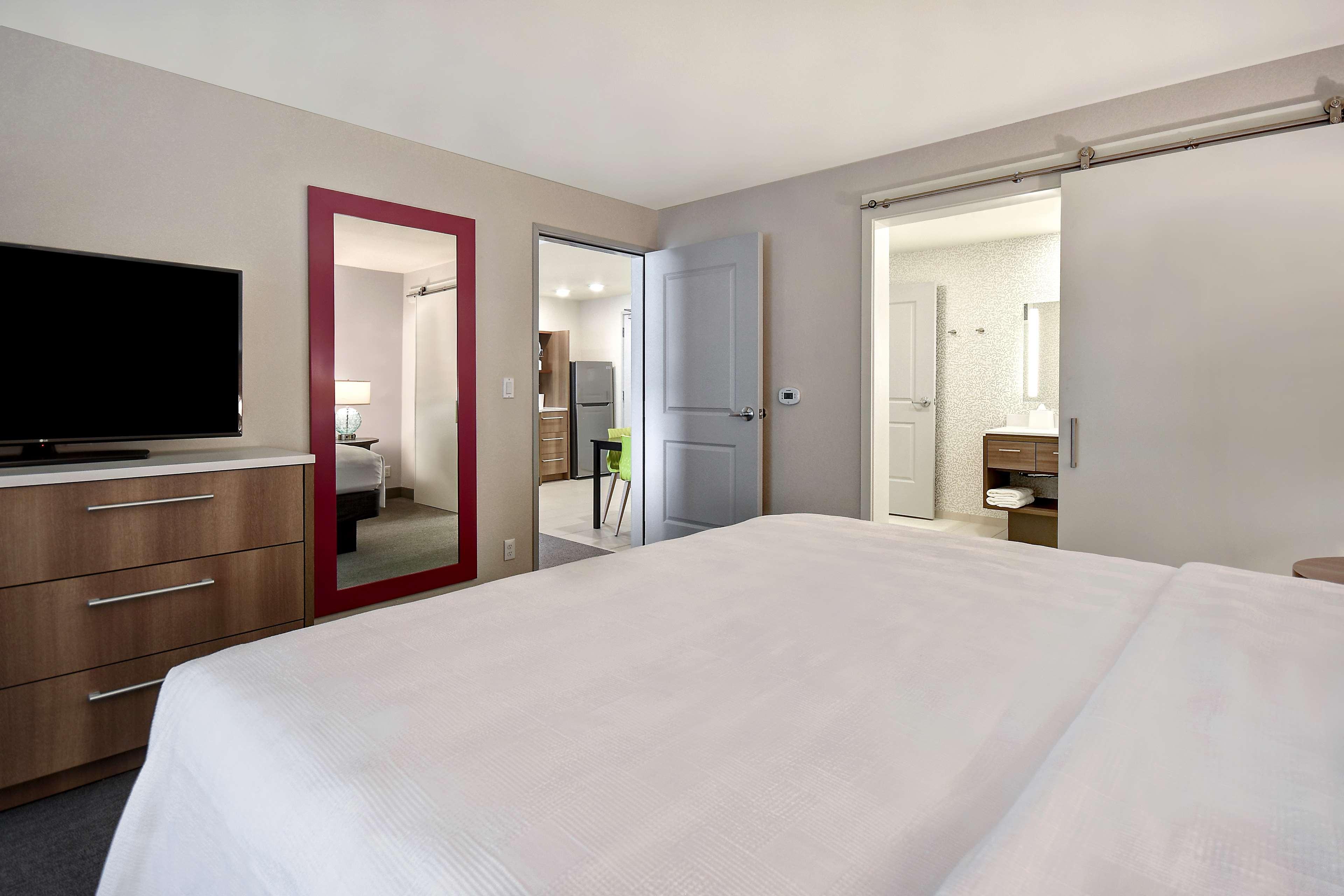 Home2 Suites By Hilton Las Vegas Convention Center - No Resort Fee Экстерьер фото