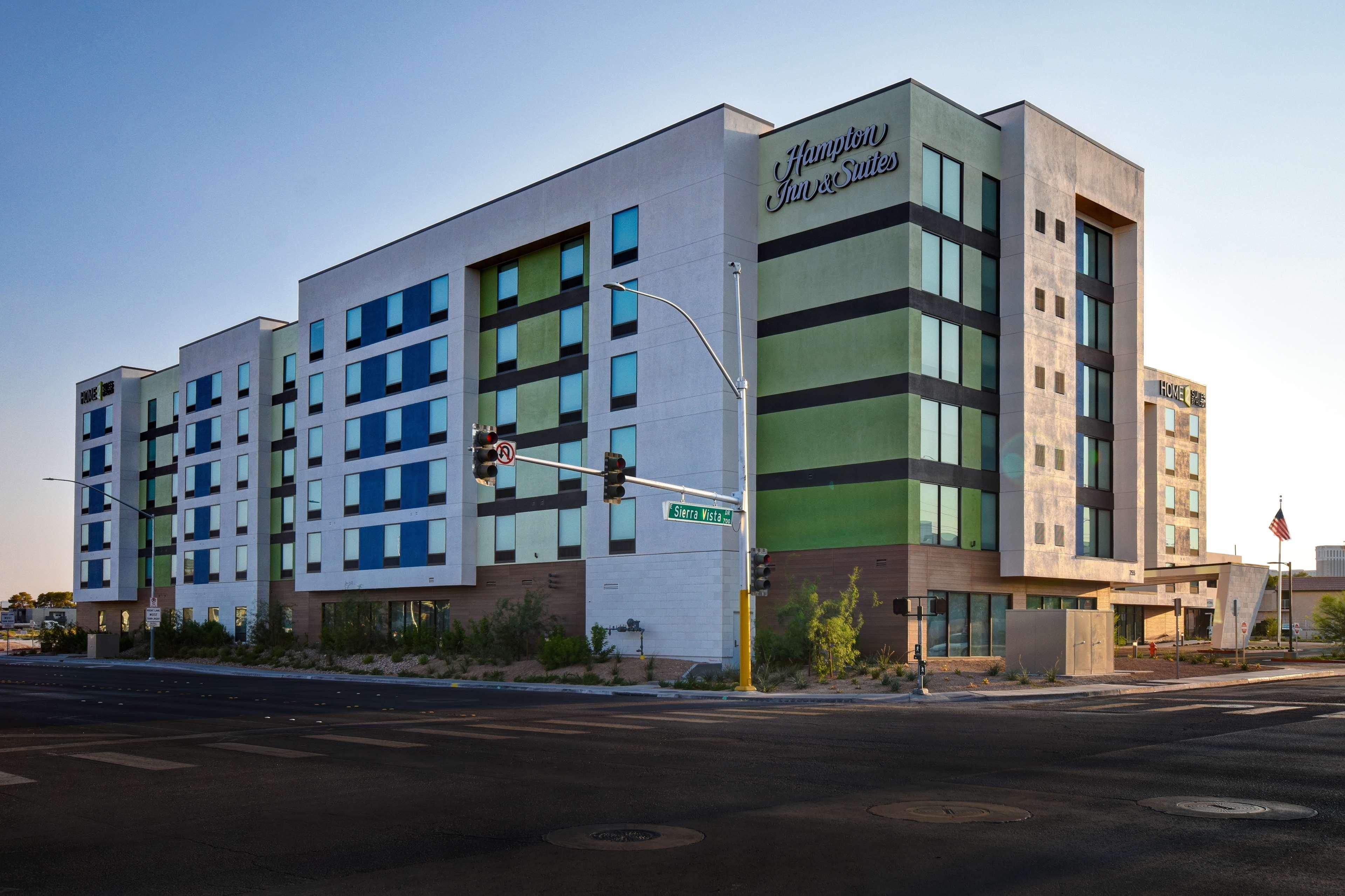 Home2 Suites By Hilton Las Vegas Convention Center - No Resort Fee Экстерьер фото