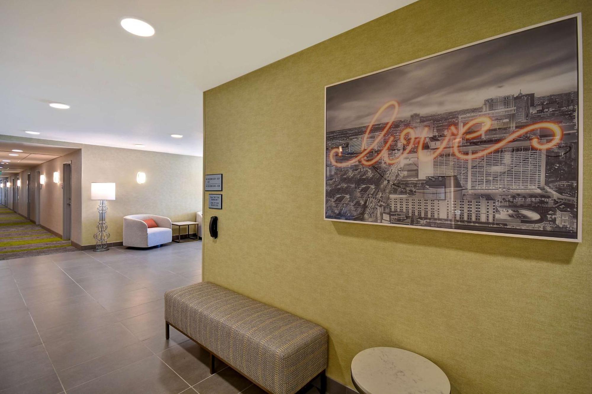 Home2 Suites By Hilton Las Vegas Convention Center - No Resort Fee Экстерьер фото