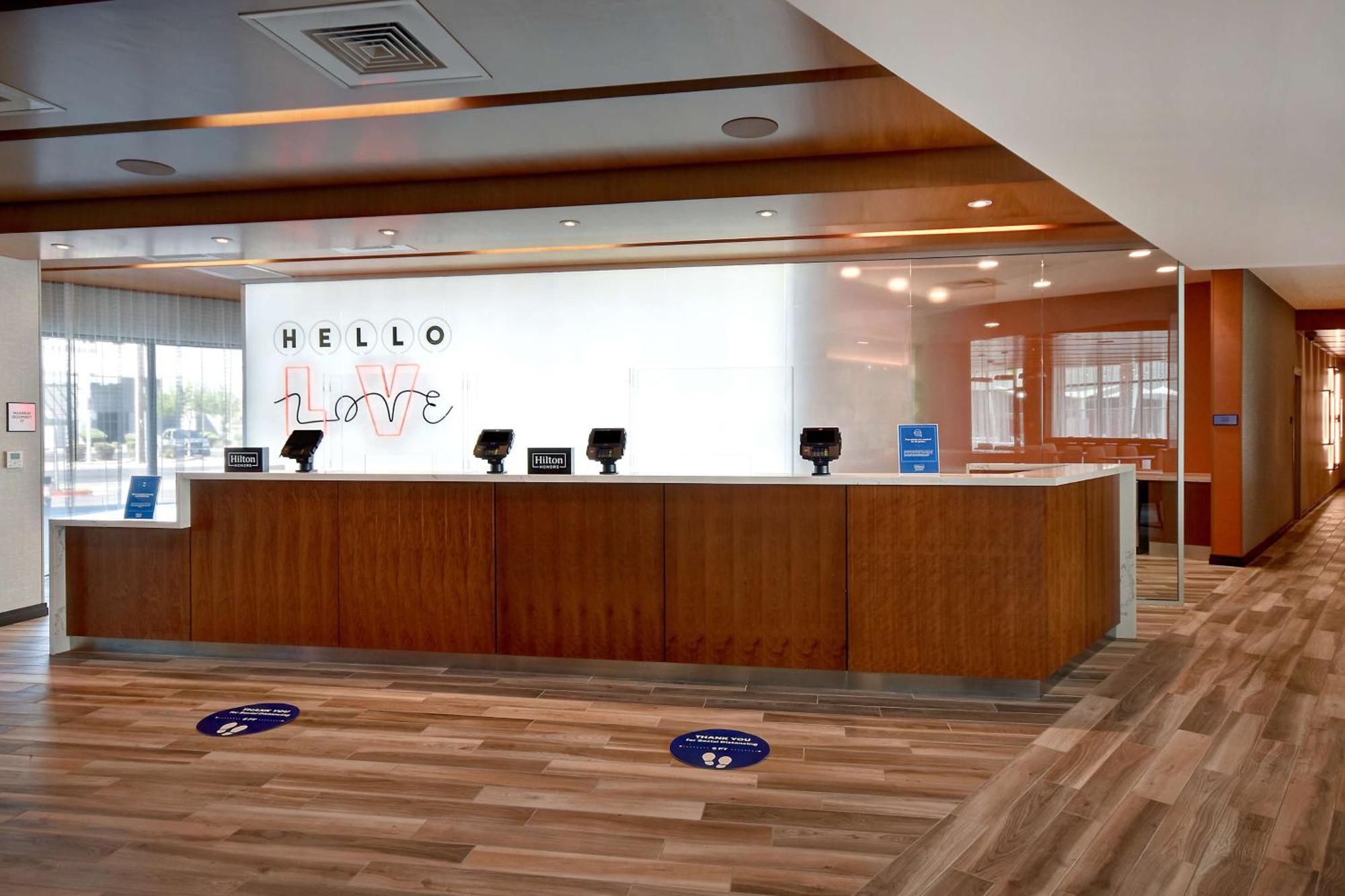 Home2 Suites By Hilton Las Vegas Convention Center - No Resort Fee Экстерьер фото